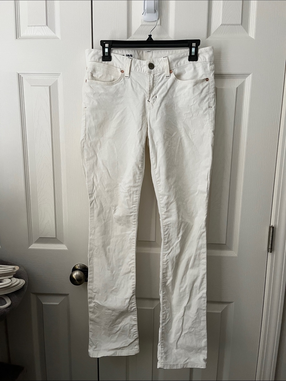 GAP Women’s Off-White Straight/Boot Leg Corduroy Pants